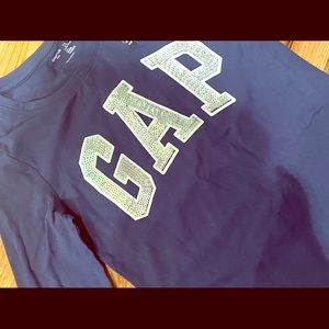 New girls GAP shirt
